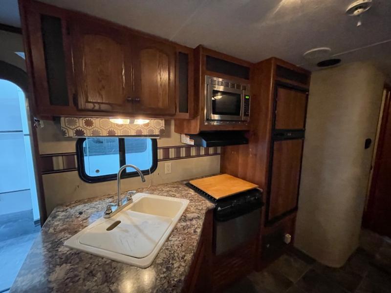 2014 Keystone Hideout 31RBTS, $ 0