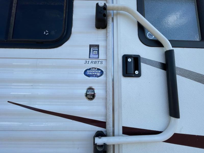 2014 Keystone Hideout 31RBTS, $ 0