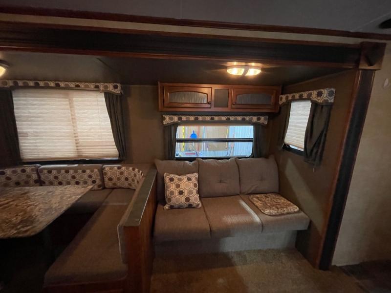 2014 Keystone Hideout 31RBTS, $ 0