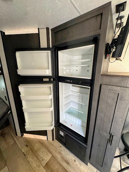 2022 KZ Sportsmen SE 231BHKSE, $ 18,999