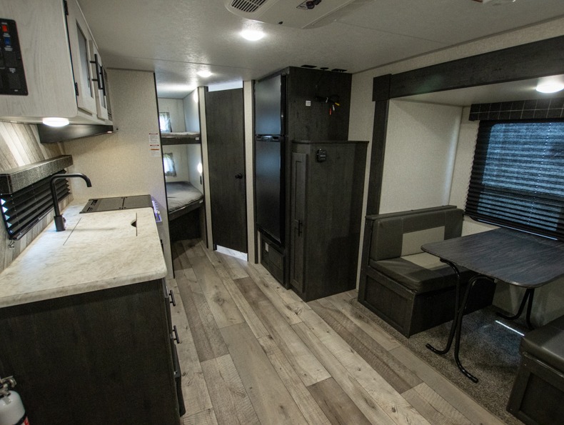 2022 KZ Sportsmen SE 231BHKSE, $ 0