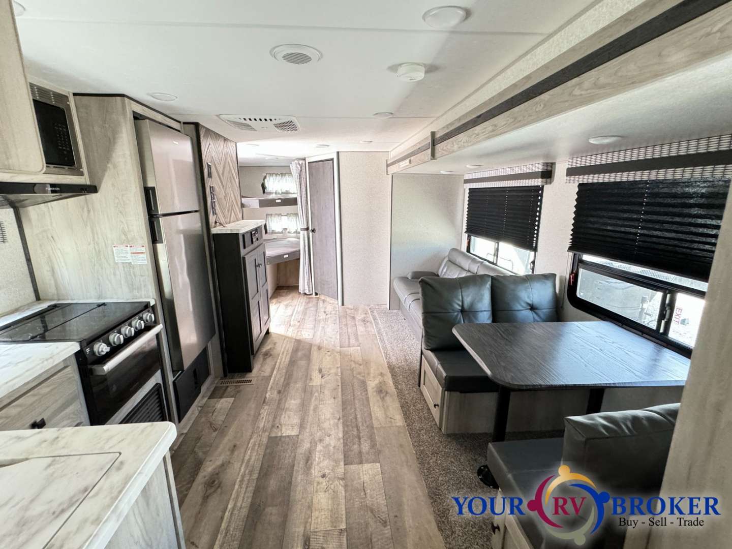 2021 KZ Connect SE C271BHKSE, $ 25,000