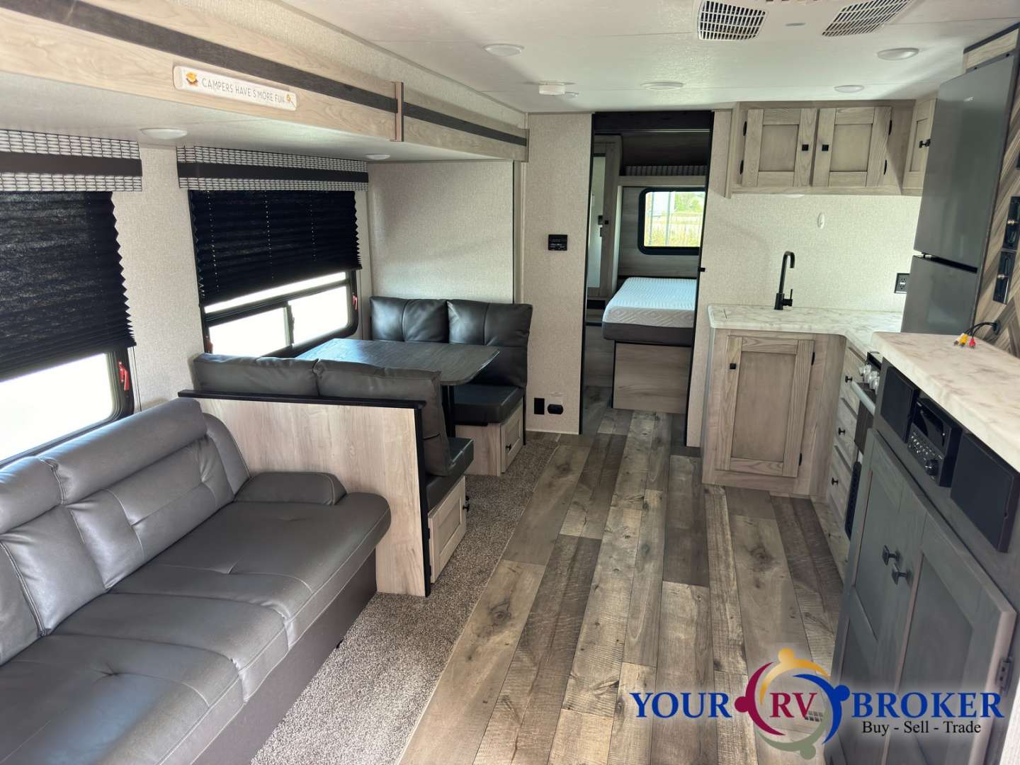 2021 KZ Connect SE C271BHKSE, $ 25,000