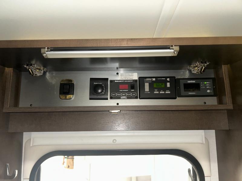 2020 Leisure Travel Vans Unity U24MB, $ 159,990