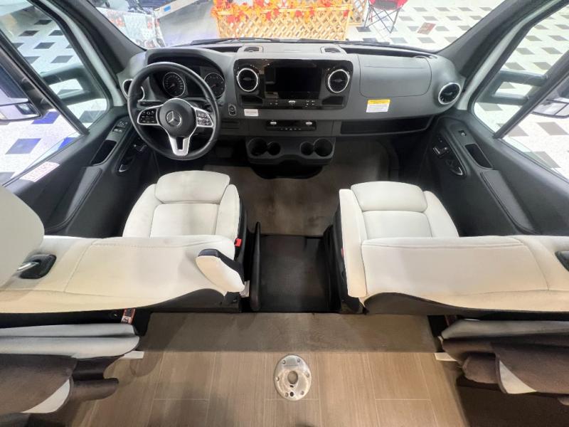 2020 Leisure Travel Vans Unity U24MB, $ 159,990