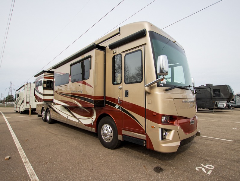 2022 Newmar Dutch Star 4081, $ 0