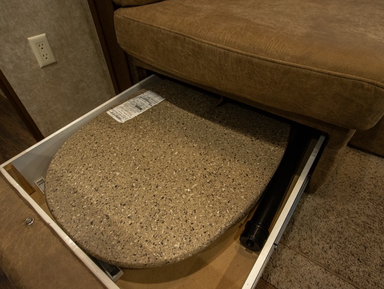 2015 Open Range Light LT308BHS, $ 0