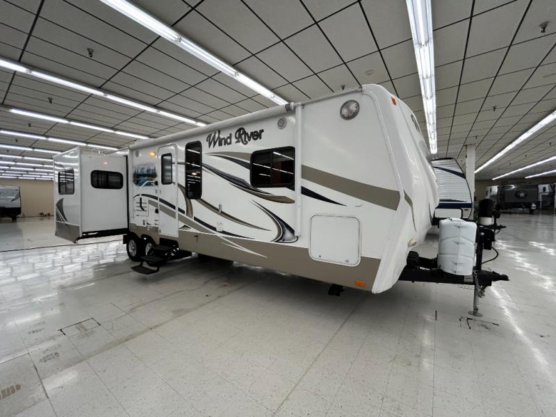 2011 Outdoors RV Wind River 270RLDS, $ 22,990