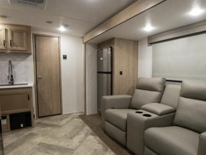 2023 Palomino SolAire Ultra Lite 242 RBS, $ 28,990