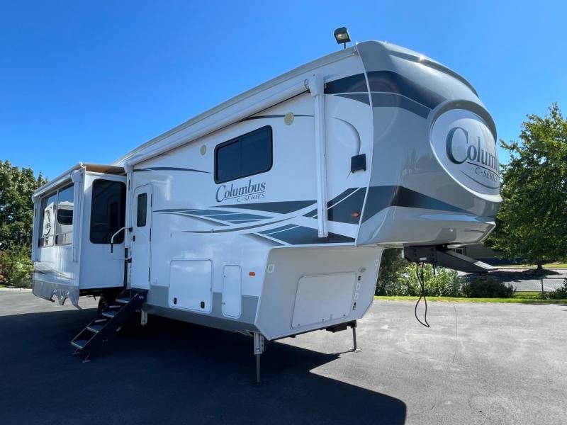 2022 Palomino Columbus C-Series 299RLC, $ 69,990