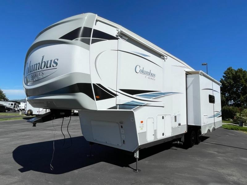 2022 Palomino Columbus C-Series 299RLC, $ 69,990
