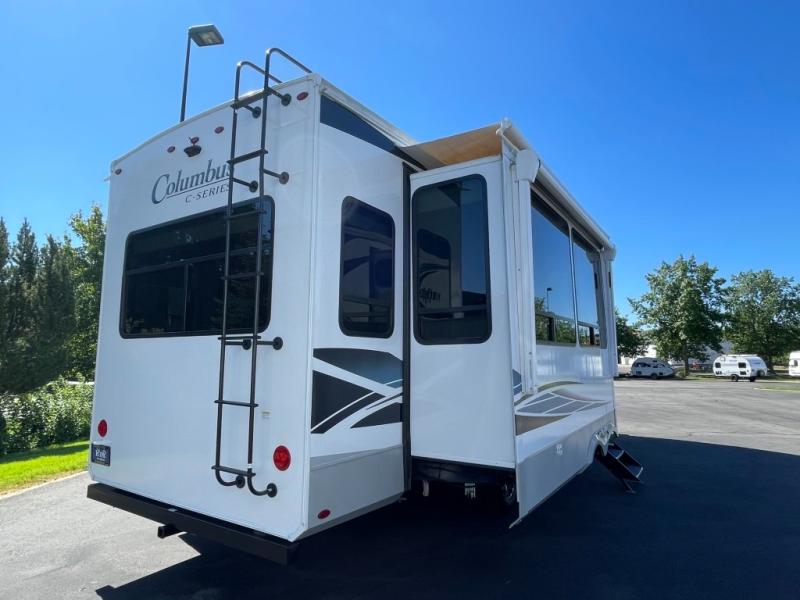 2022 Palomino Columbus C-Series 299RLC, $ 69,990