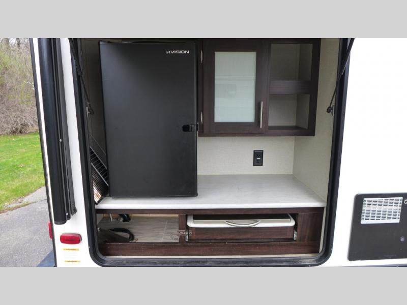 2020 Prime Time Manufacturing Tracer Breeze 25RBS, $ 0