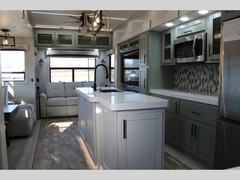 2024 Redwood Redwood 4120GK, $ 0