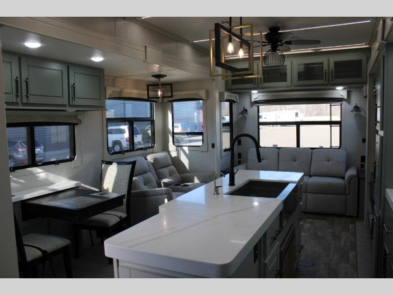 2024 Redwood Redwood 4120GK, $ 0