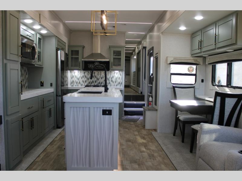 2024 Redwood Redwood 4120GK, $ 0