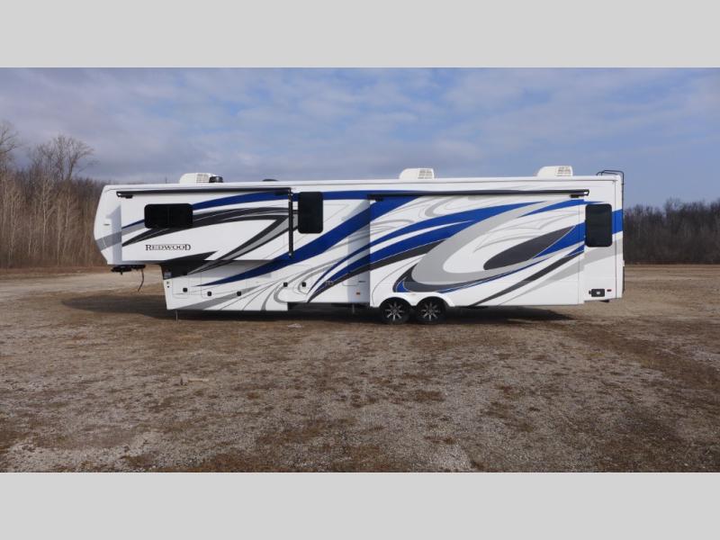 2024 Redwood Redwood 4120GK, $ 115,990