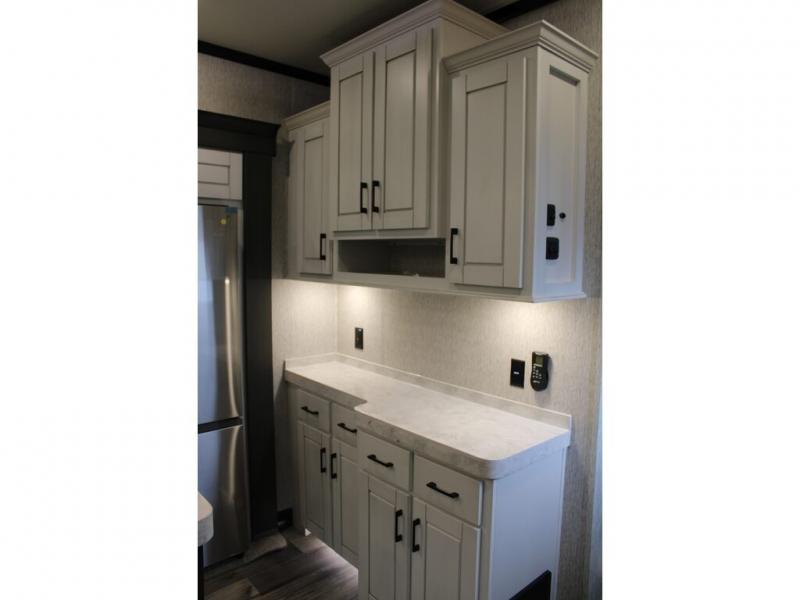 2023 Redwood Redwood RW3401RL, $ 99,990