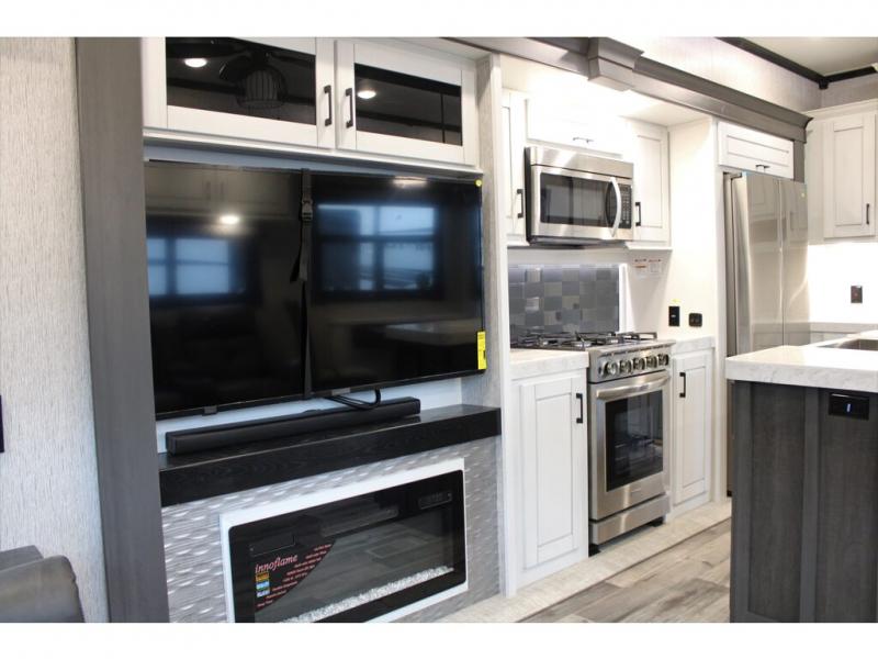 2023 Redwood Redwood RW3401RL, $ 99,990