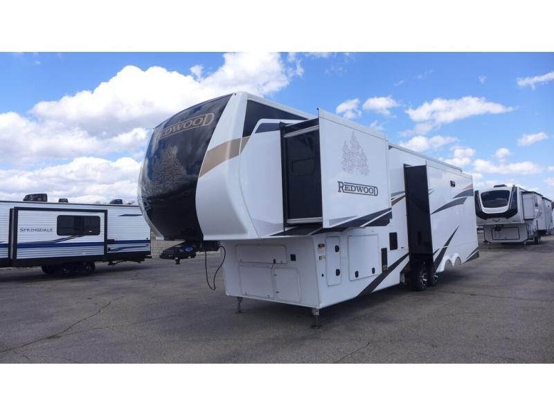 2022 Redwood Redwood RW3401RL, $ 89,990
