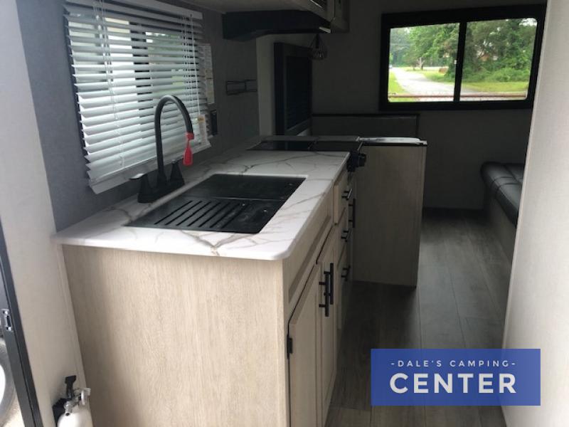 2025 Shasta I-5 521CK, $ 20,999