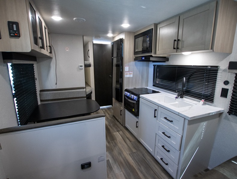 2026 Starcraft Autumn Ridge 26DB, $ 0