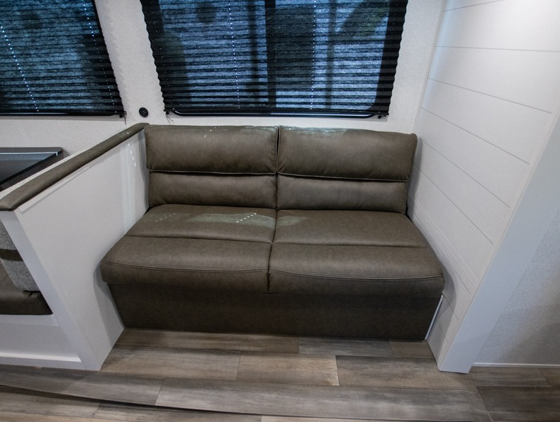 2026 Starcraft Autumn Ridge 26DBS, $ 0