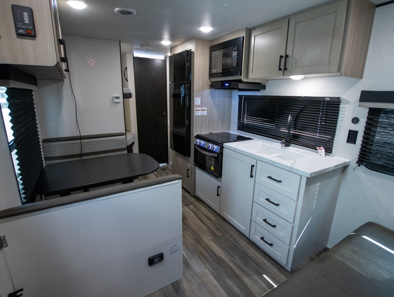 2026 Starcraft Autumn Ridge 26DB, $ 0