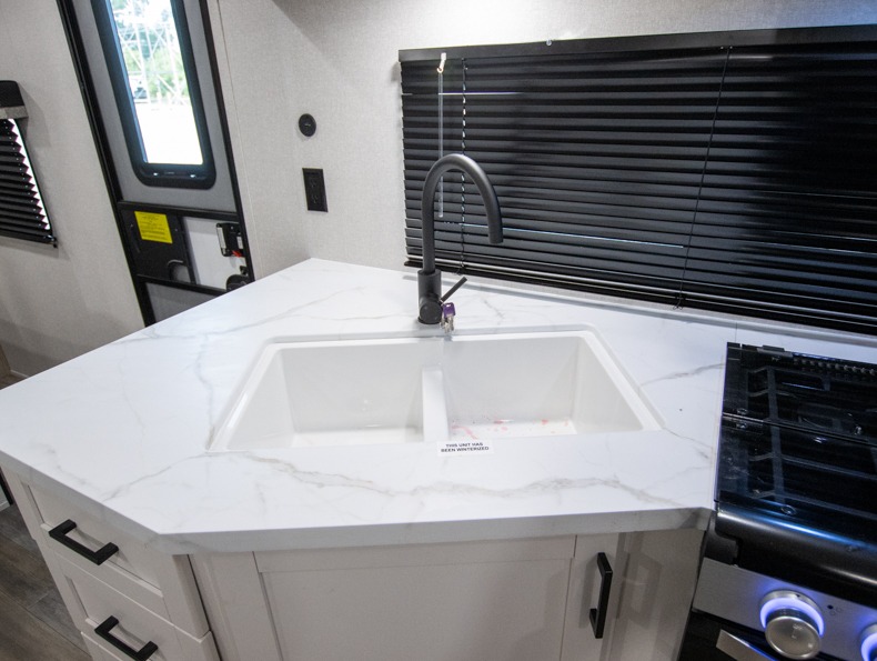 2026 Starcraft Autumn Ridge 26DBS, $ 0