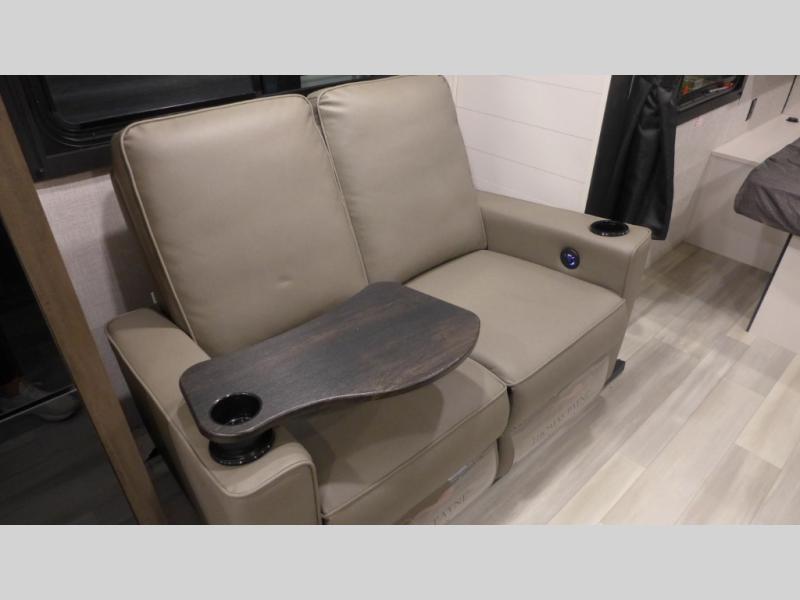 2025 Starcraft Autumn Ridge 22MLS, $ 37,292