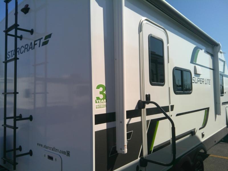 2025 Starcraft Super Lite 212FB, $ 38,993