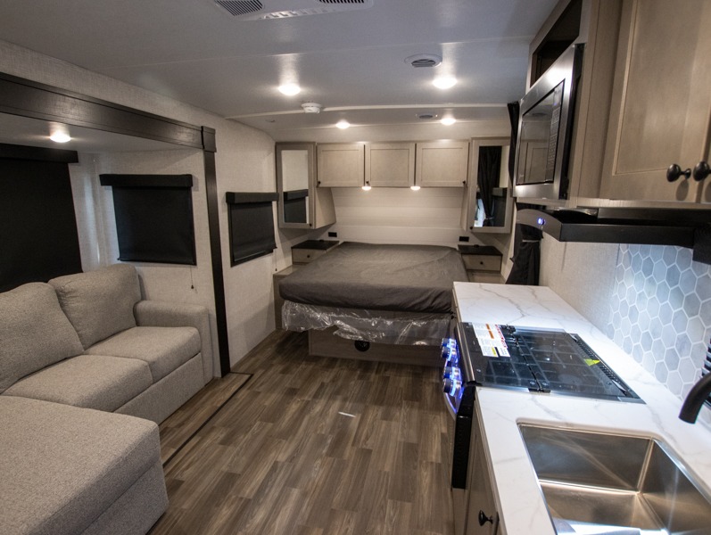 2025 Starcraft Super Lite 212FB, $ 38,993