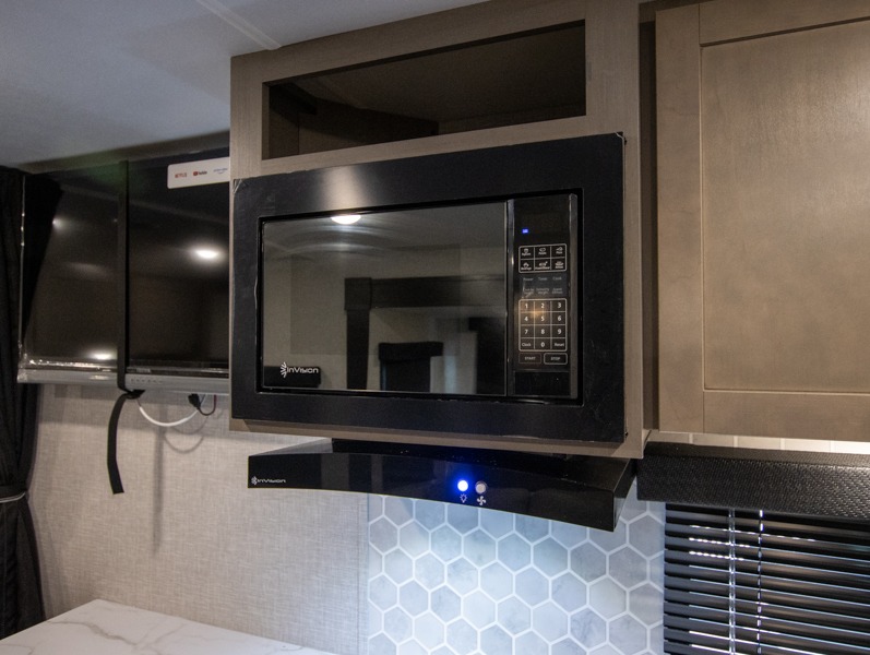 2025 Starcraft Super Lite 212FB, $ 38,993