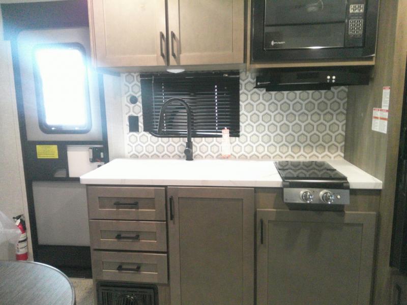 2025 Starcraft Autumn Ridge 180BHS, $ 15,990