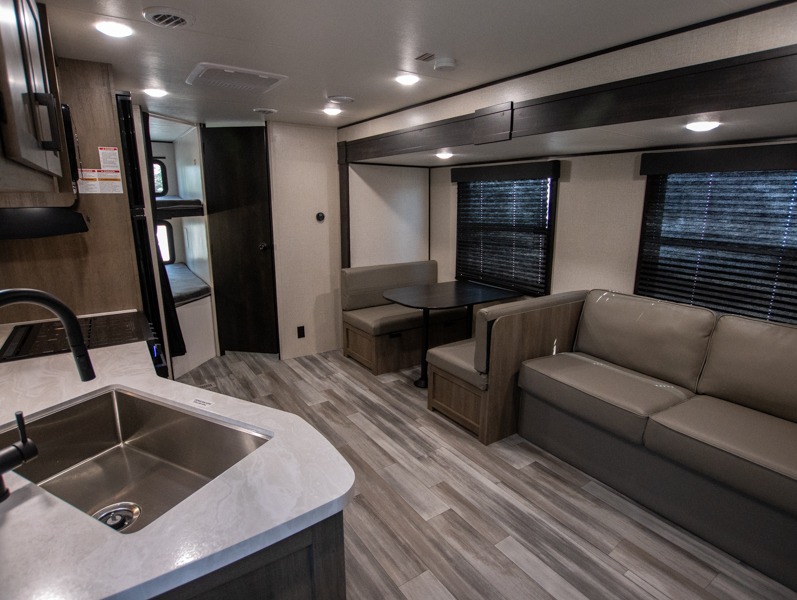 2024 Starcraft Autumn Ridge 26BHS, $ 37,958