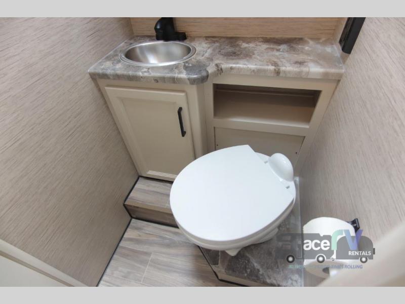 2023 Thor Motor Coach Four Winds 28A, $ 0