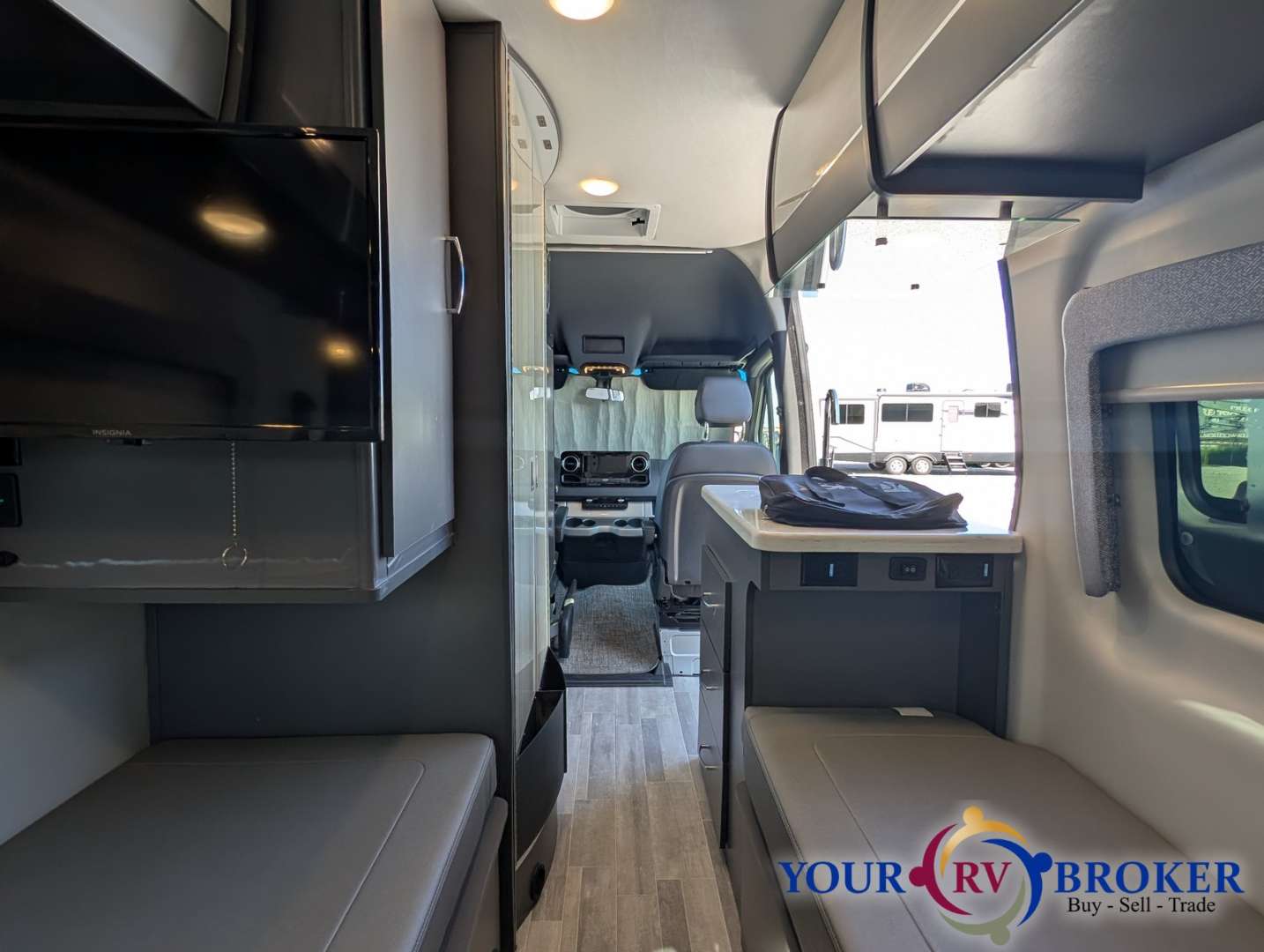 2023 Thor Motor Coach Sanctuary 19P, $ 114,900
