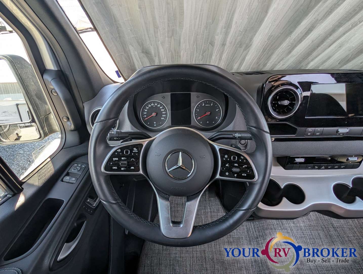 2023 Thor Motor Coach Sanctuary 19P, $ 114,900