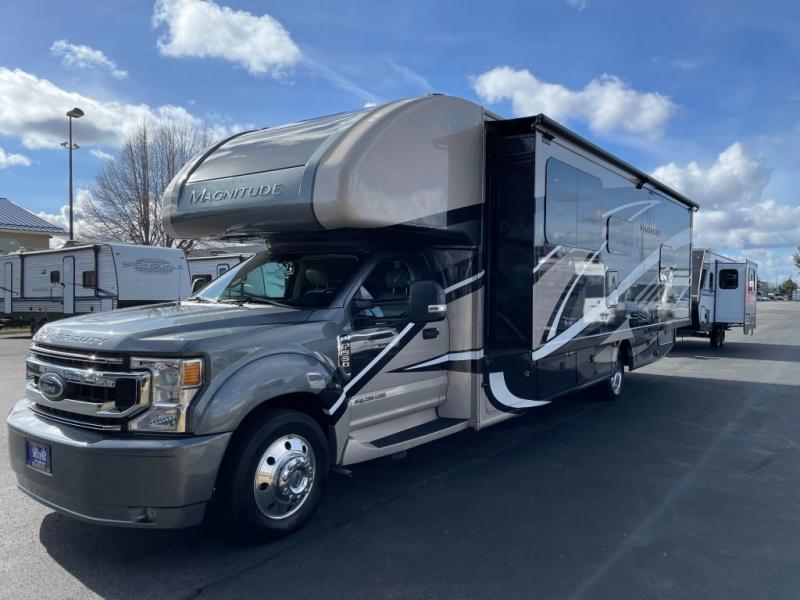 2021 Thor Motor Coach Magnitude® Super C BH35, $ 169,990