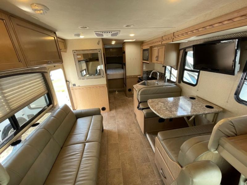 2018 Thor Motor Coach Chateau 28Z, $ 69,990