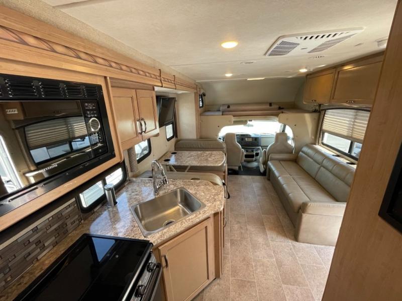 2018 Thor Motor Coach Chateau 28Z, $ 69,990