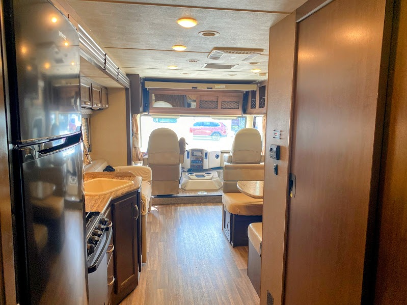 2017 Thor Motor Coach A.C.E. 29.3, $ 52,950
