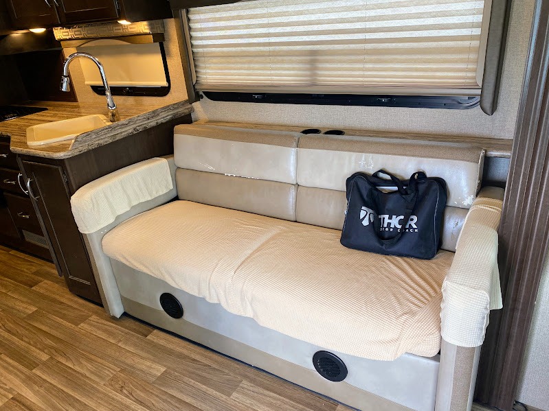 2017 Thor Motor Coach A.C.E. 29.3, $ 52,950