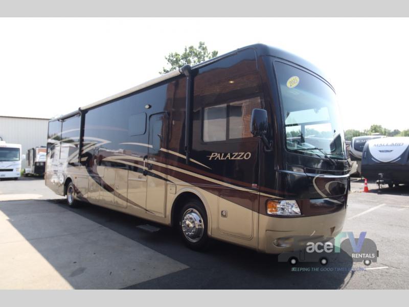 2015 Thor Motor Coach Palazzo 36.1, $ 0