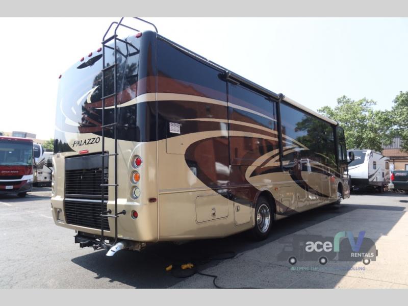 2015 Thor Motor Coach Palazzo 36.1, $ 0