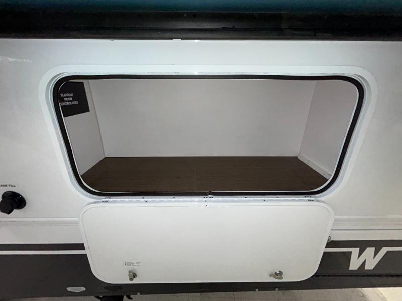 2026 Winnebago Minnie Winnie 26NP, $ 186,968