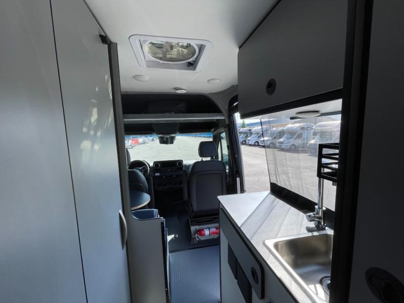 2025 Winnebago Revel Sport 44N, $ 149,990