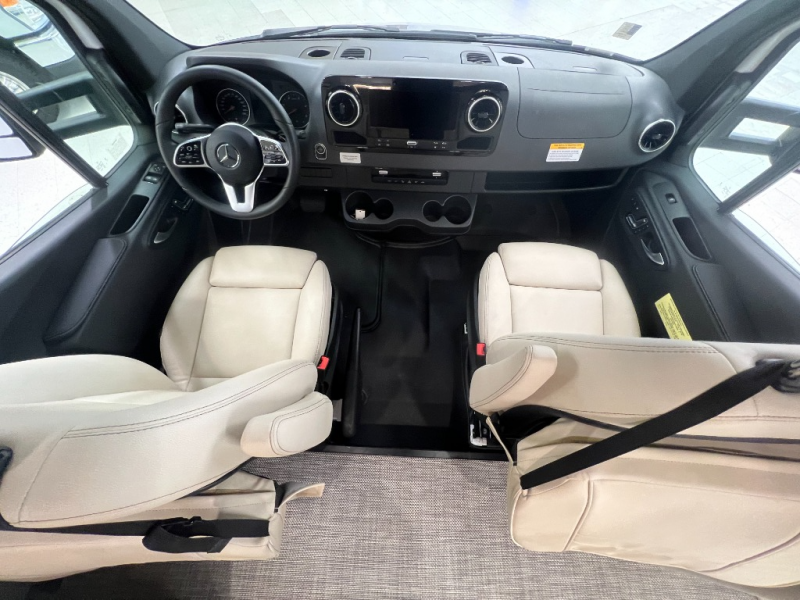 2025 Winnebago View 24T, $ 219,990