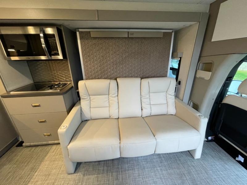 2025 Winnebago View 24T, $ 209,990