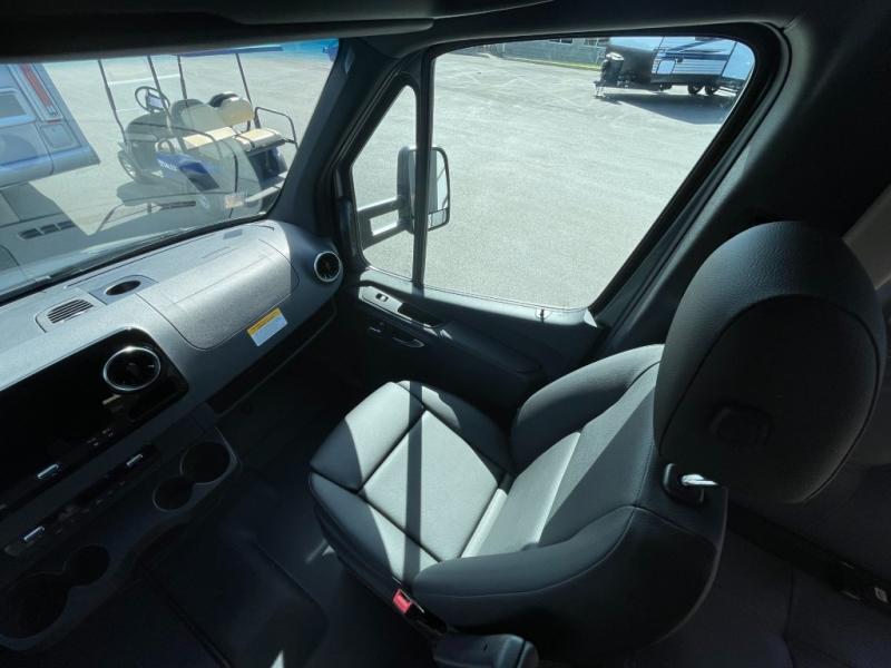 2025 Winnebago EKKO 23B, $ 189,990